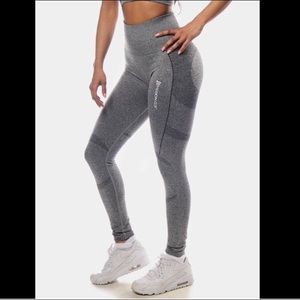 Seamless Jed North yoga pants!